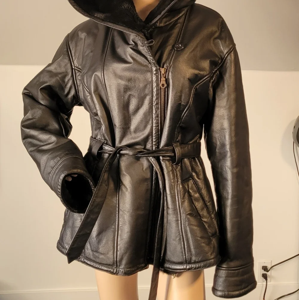 Wilsons Leather Women's Black Tie Waist Zipper Leather Faux Fur Coat Sz L W/Hood - Picture 1 of 14